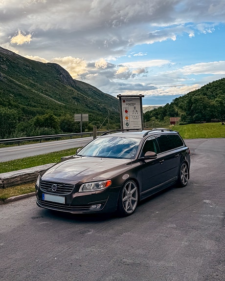 Volvo V70 10 of 10