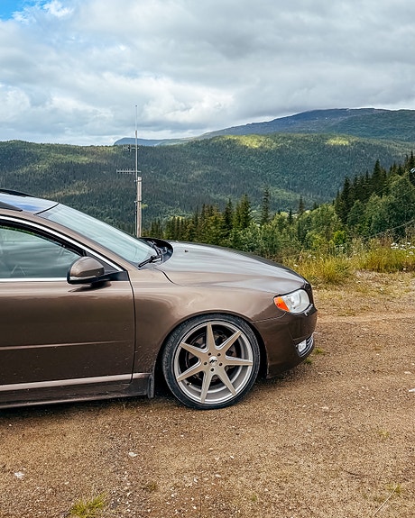 Volvo V70 7 of 10