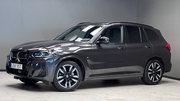 BMW iX3 16 of 22
