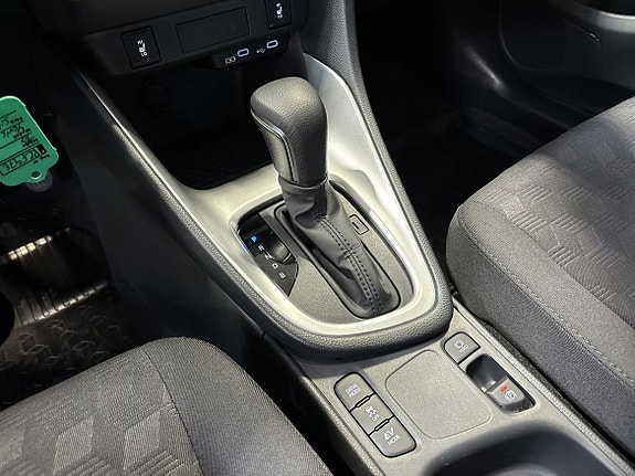 Toyota Yaris 18 of 19