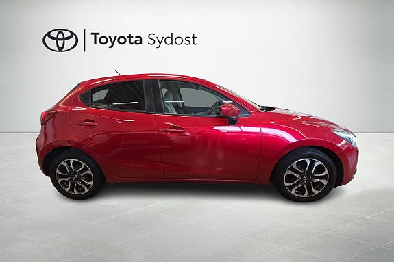 Mazda 2 16 of 24