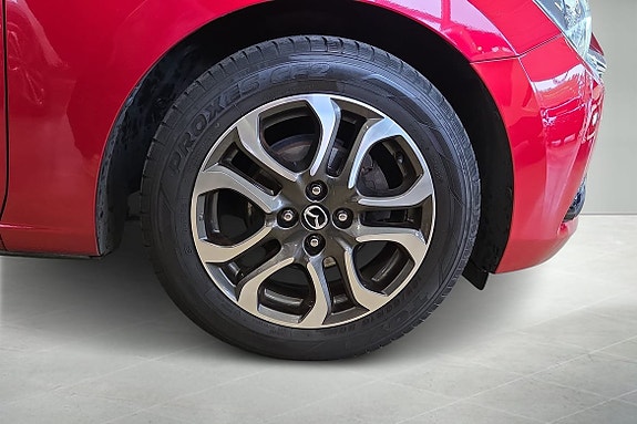 Mazda 2 15 of 24
