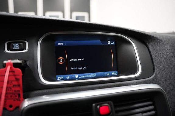 Volvo V40 15 of 21