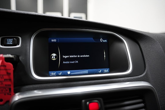 Volvo V40 16 of 21