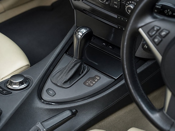 BMW 645Ci 14 of 19