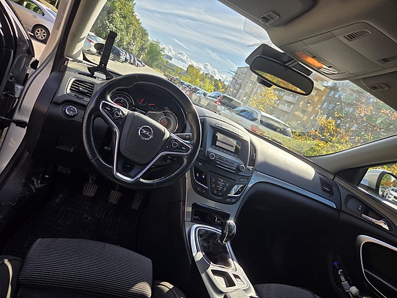 Opel Insignia 9 of 13