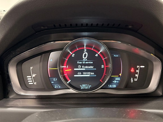 Volvo V70 17 of 30