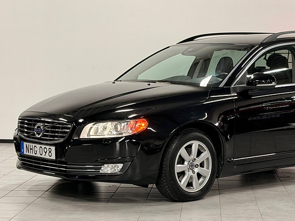 Volvo V70 5 of 30