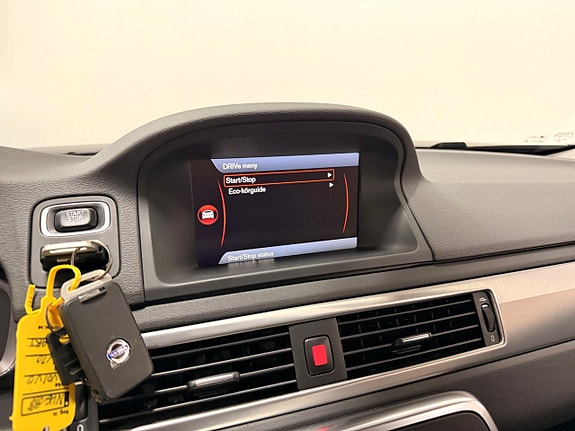 Volvo V70 20 of 30