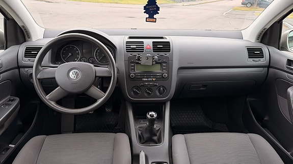 Volkswagen Golf V 7 of 10