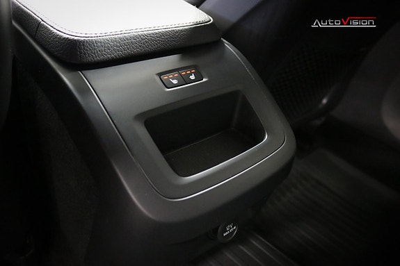 Volvo V90 26 of 30