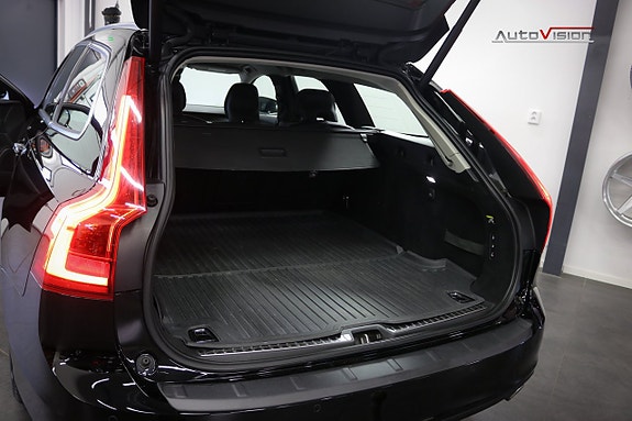 Volvo V90 27 of 30