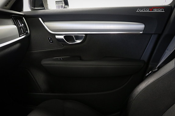 Volvo V90 14 of 30