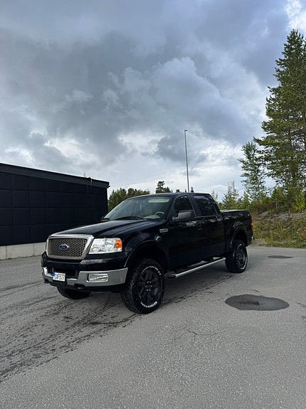 Ford F-150 2 of 7