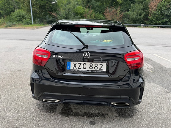 Mercedes-Benz A180 3 of 11