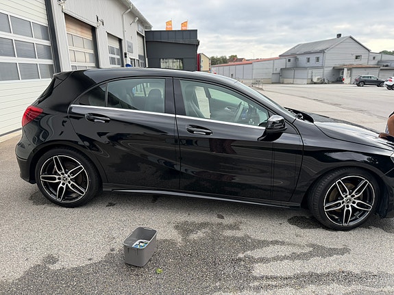 Mercedes-Benz A180 10 of 11