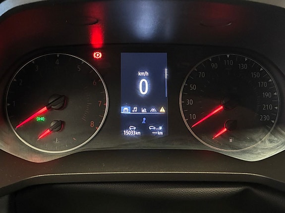 Renault Captur 13 of 16