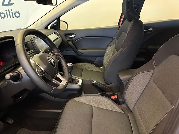 Renault Captur 9 of 16