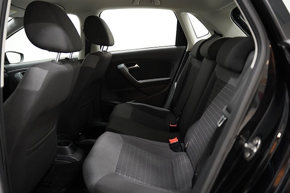 Volkswagen Polo 16 of 18