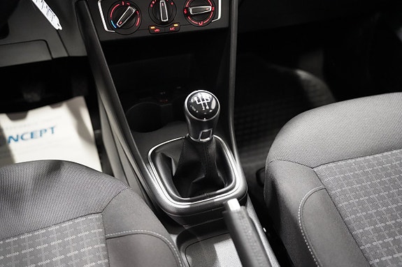 Volkswagen Polo 12 of 18