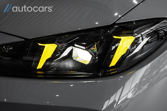 BMW M4 11 of 30
