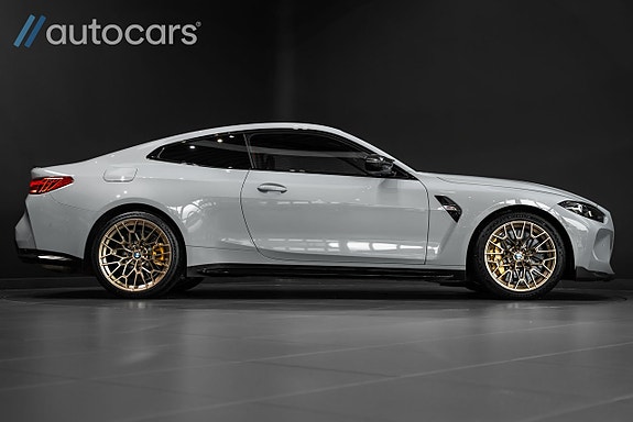 BMW M4 2 of 30