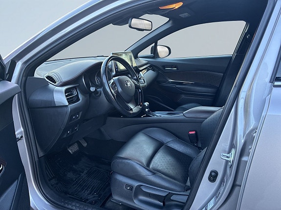 Toyota C-HR 7 of 21
