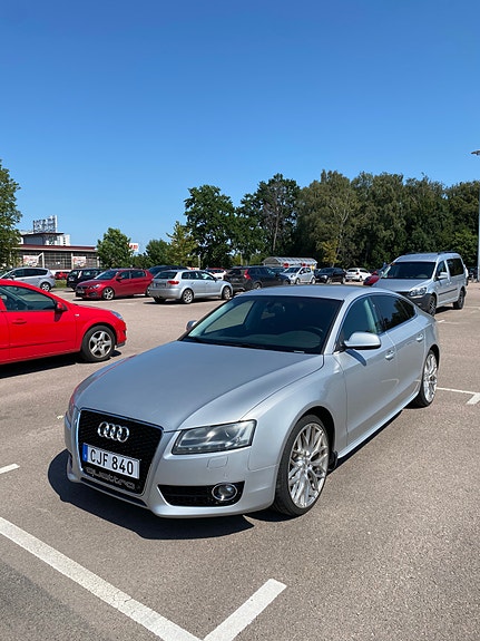 Audi A5 2 of 11