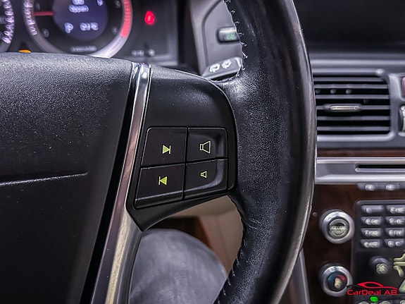 Volvo XC60 23 of 26