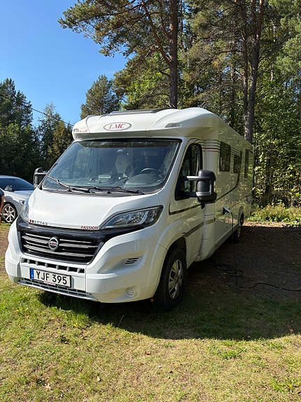 LMC T743 Passion 2 of 7