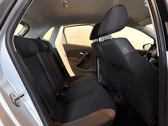 Volkswagen Polo 8 of 16