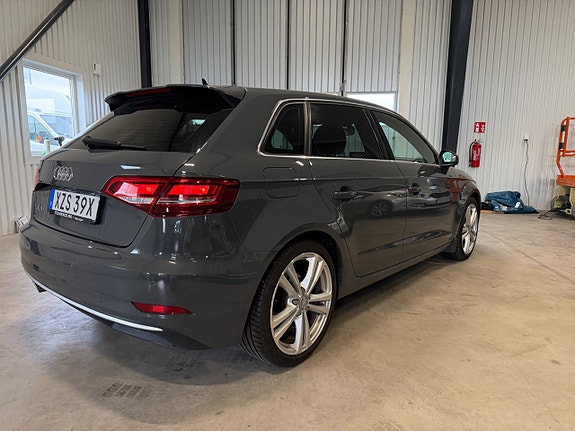 Audi A3 4 of 14