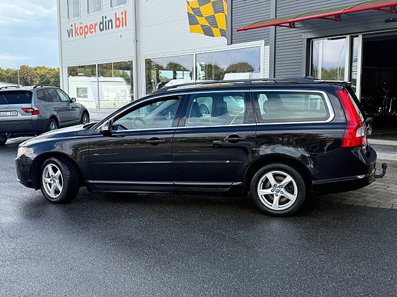 Volvo V70 7 of 15