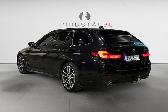 BMW 530e 4 of 17