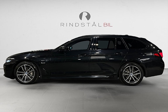 BMW 530e 3 of 17