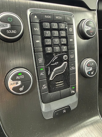 Volvo V40 10 of 15