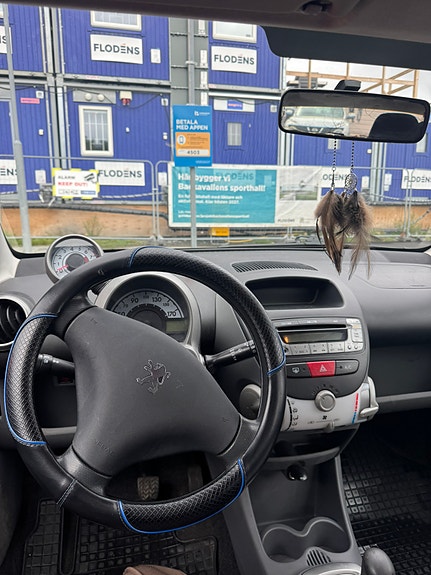 Peugeot 107 4 of 5