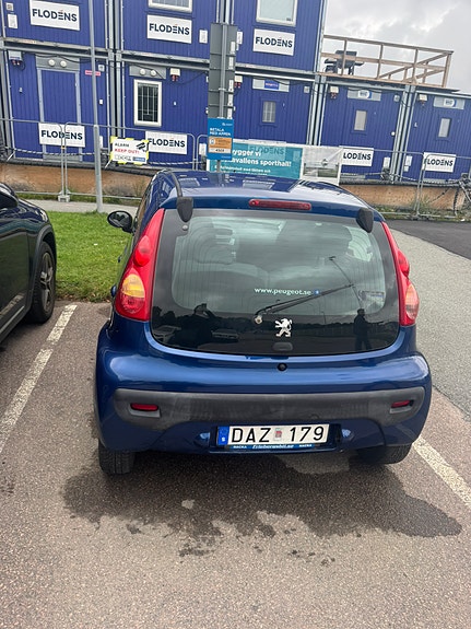 Peugeot 107 3 of 5
