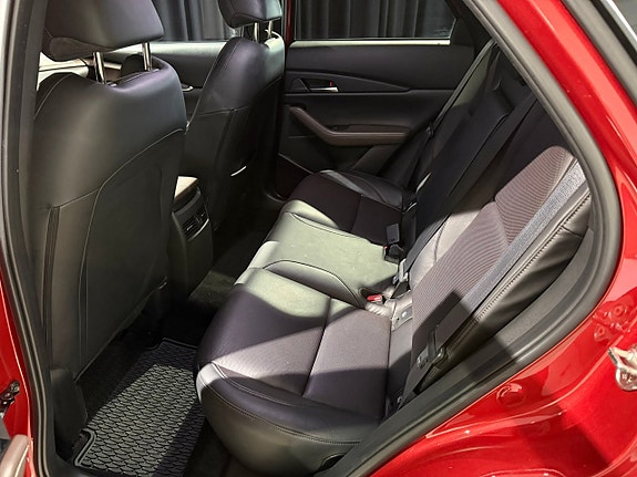 Mazda CX-30 12 of 17