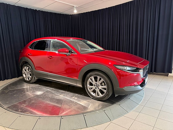 Mazda CX-30 8 of 17