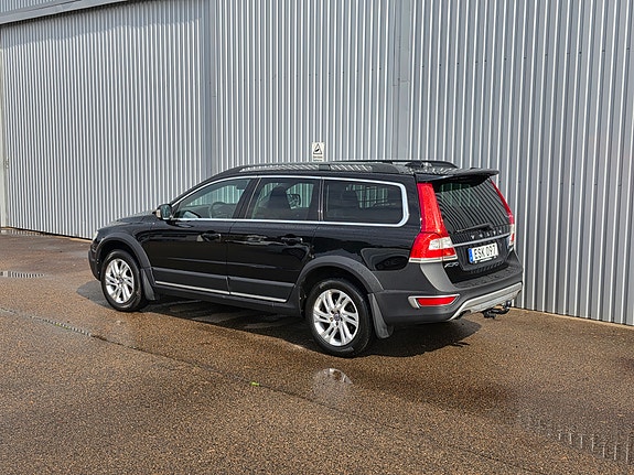 Volvo XC70 7 of 17