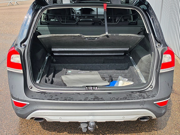 Volvo XC70 6 of 17