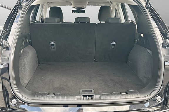 Ford Kuga 9 of 9