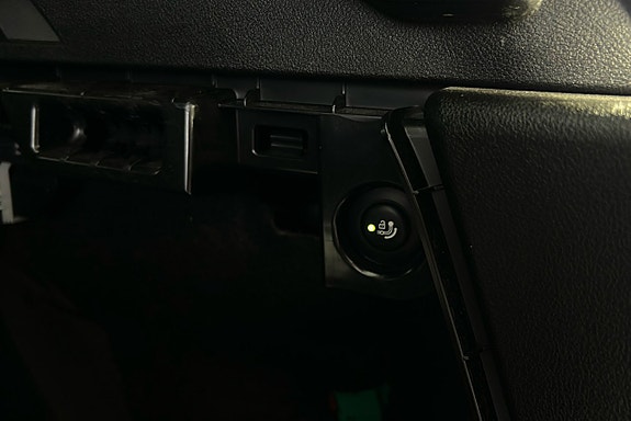 BMW iX3 16 of 30