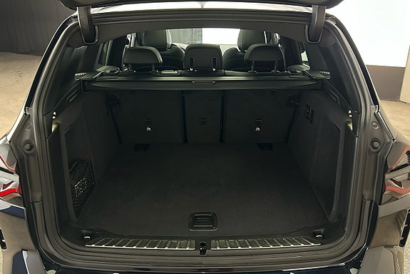 BMW iX3 14 of 30