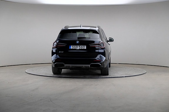 BMW iX3 5 of 30