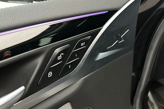 BMW iX3 20 of 30