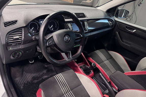 Skoda Fabia 11 of 19