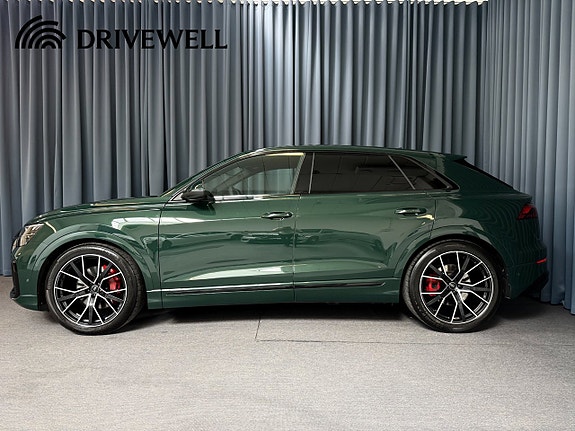 Audi Q8 2 of 30