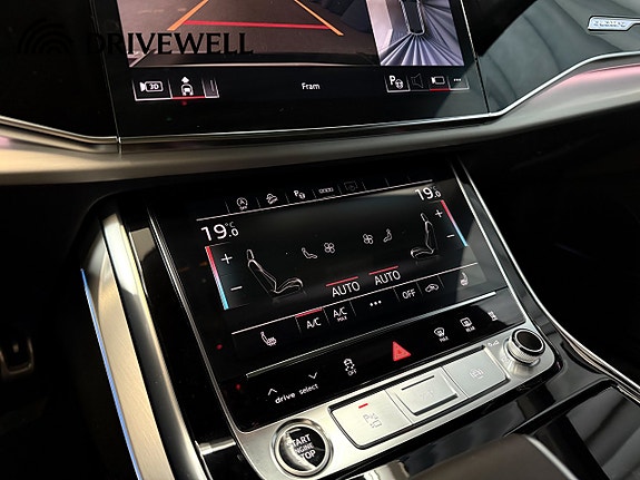 Audi Q8 14 of 30